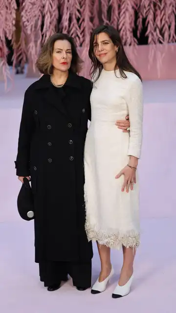 Carlota Casiraghi y su ex suegra, Carole Bouquet Carlota Casiraghi y su ex suegra, Carole Bouquet