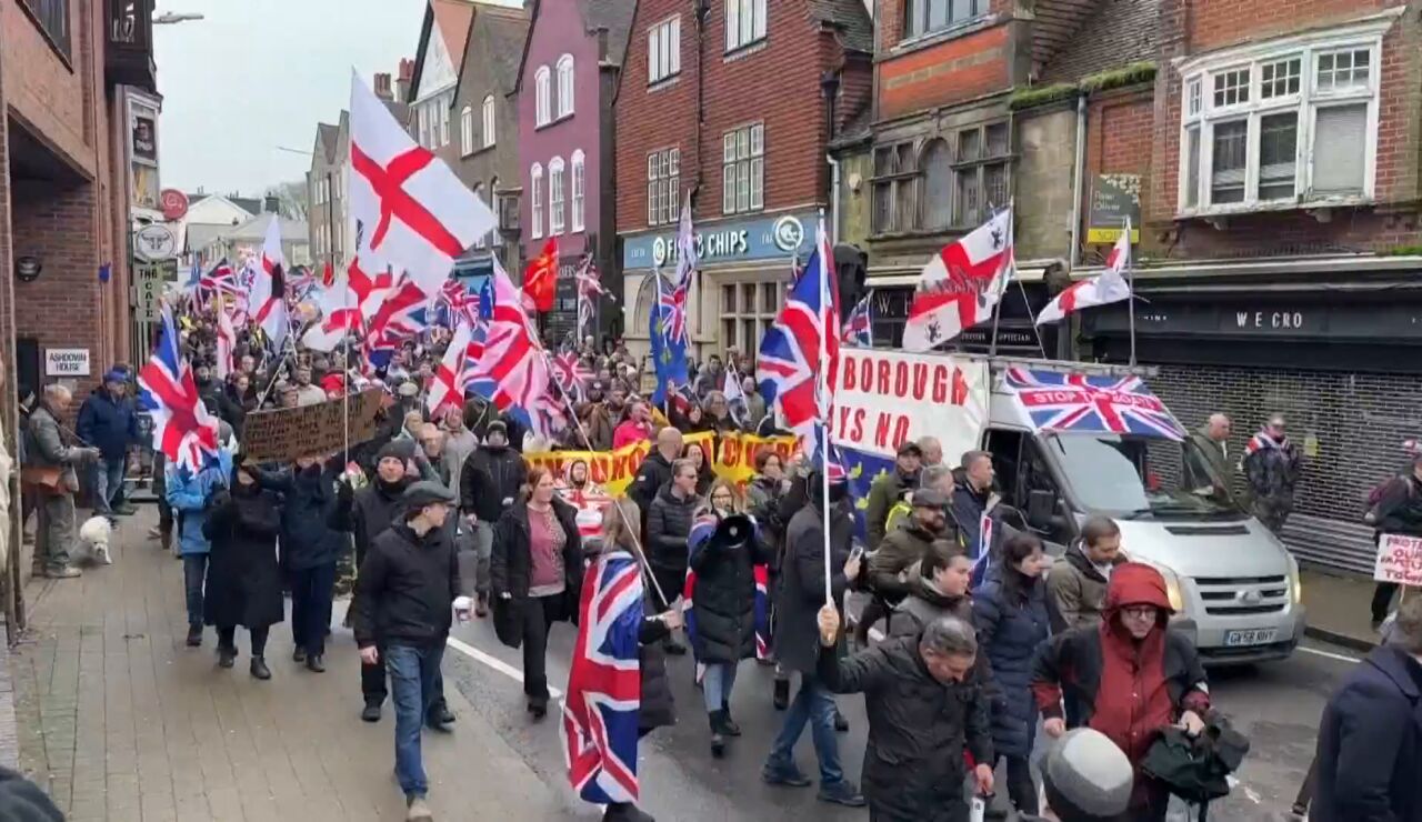 Planes migratorios en otros pa&iacute;ses