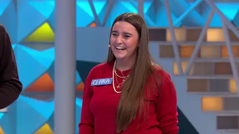 Clara resuelve el Panel Final y gana casi 4.000 euros en La ruleta de la suerte Clara resuelve el Panel Final y gana casi 4.000 euros en La ruleta de la suerte