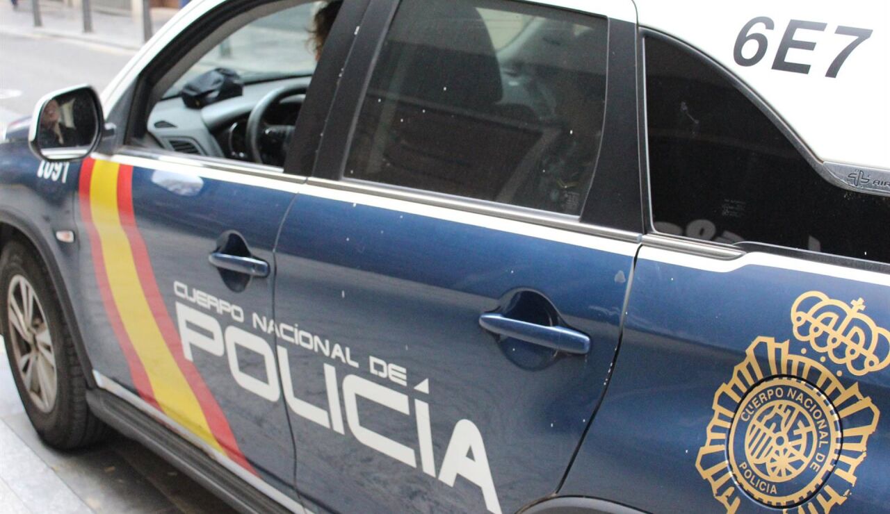 Investigan el hallazgo de un cad&aacute;ver en un cuarto de contadores en Benalm&aacute;dena