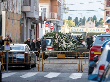 Imagen del cortejo f&uacute;nebre de &Aacute;lex, el menor fallecido el pasado s&aacute;bado, celebrado este mi&eacute;rcoles.