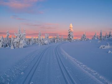 Imagen de un paisaje nevado 