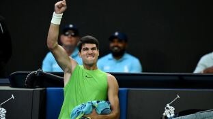Carlos Alcaraz durante la semifinal del Open de Australia 