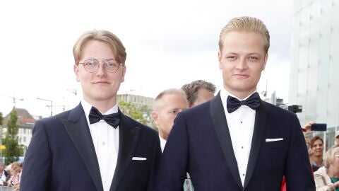 Sverre Magnus y Marius Borg, hermanastros