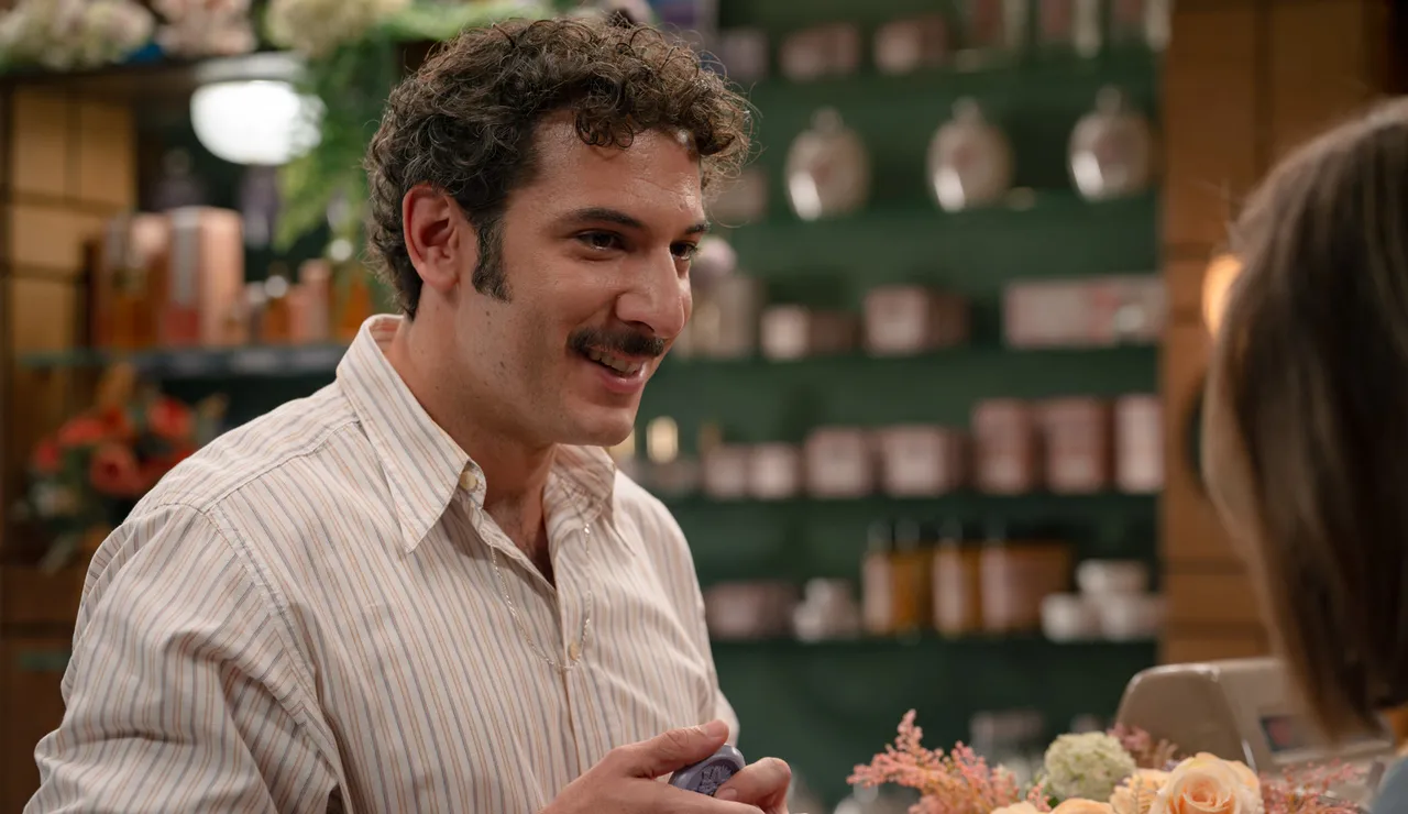 ¿Quién es Carlos Troya? Conoce al nuevo cantinero de Sueños de libertad