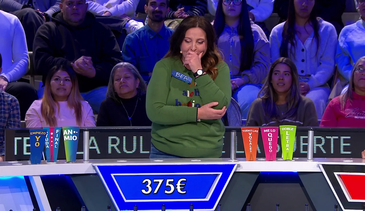 Cuatro oportunidades de levantar el Exprés no son suficientes para Bea: “¡No la veo!”