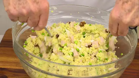 Sazona y mezcla bien Sazona y mezcla bien