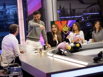 Joaqu&iacute;n S&aacute;nchez y Susana Saborido se enfrentan a Daniela y Salma en un desternillante reto musical