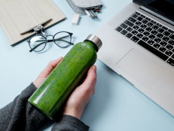 Botella de agua reutilizable