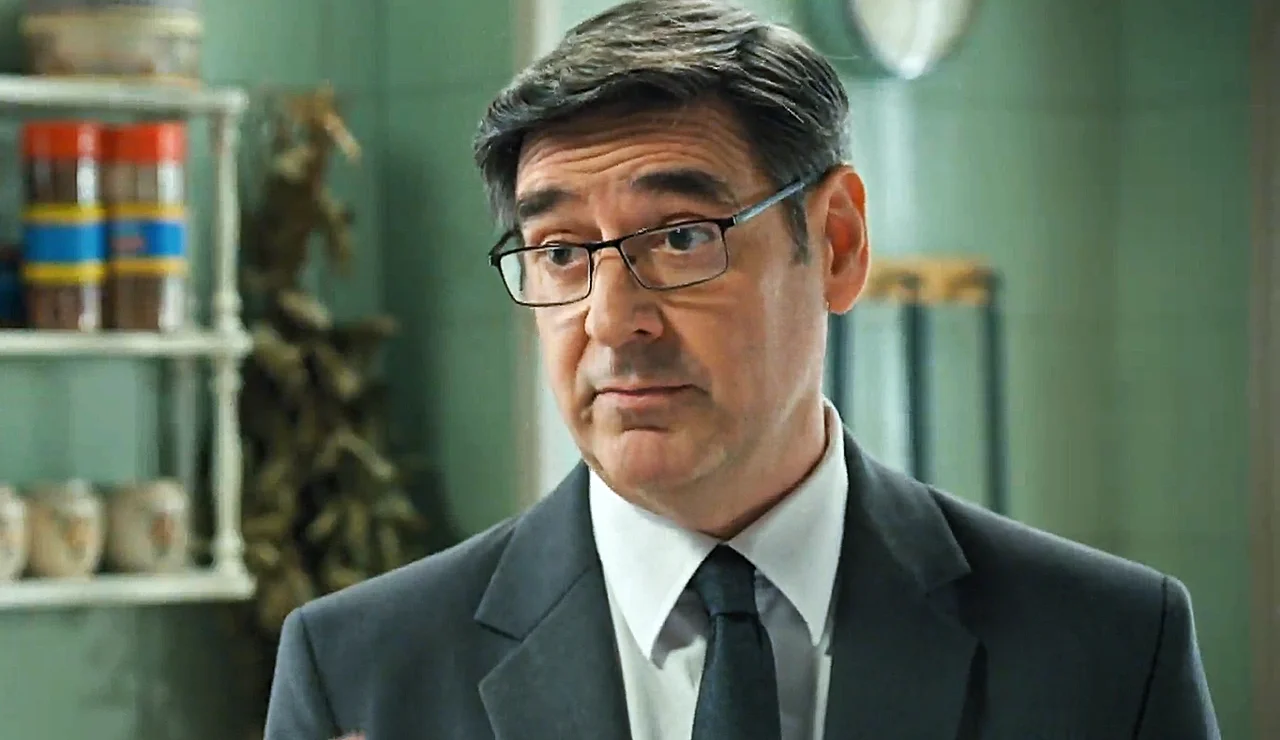 ¿Quién es Alberto Lozano? Así es el actor que da vida a Eduardo, el nuevo chófer en Sueños de libertad