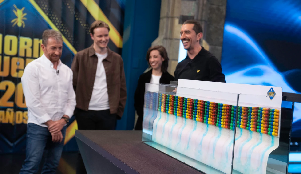 El 'pantone acaramelado' con el que Marron ha sorprendido a Rosa y Manu en El Hormiguero