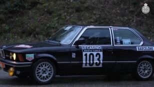 Imagen de un coche en el Rally de Montecarlo