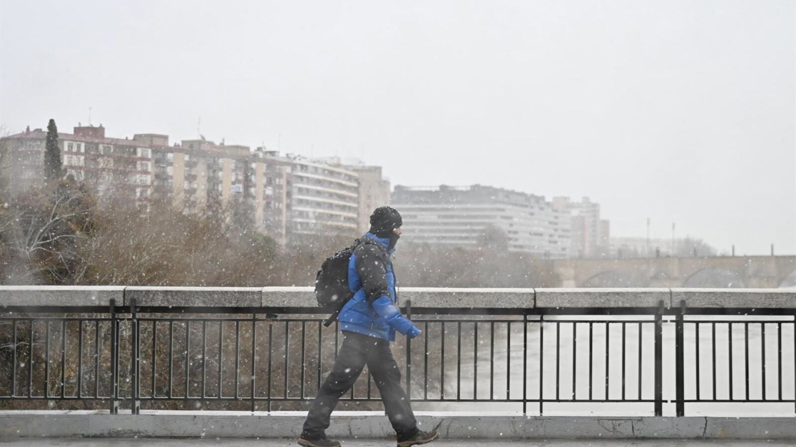 La Aemet mantiene la alerta por deshielos y nieve en Ávila, Segovia, León y Zamora