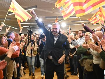 Jorge Azc&oacute;n celebra la victoria del PP en las elecciones de Arag&oacute;n