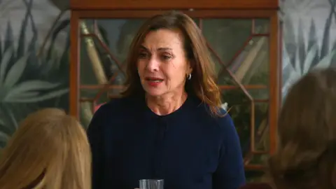 Nevra, convencida de que Maral quiere matarla, esta noche en Renacer Nevra, convencida de que Maral quiere matarla, esta noche en Renacer