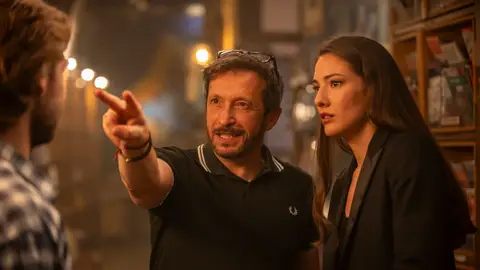 Salvador Calvo y Candela González en el rodaje de La fiera Salvador Calvo y Candela González en el rodaje de La fiera