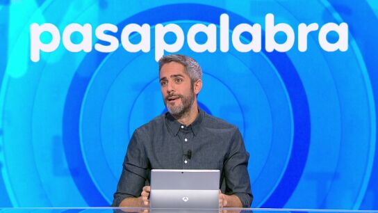 Roberto Leal imita la voz de Eros Ramazzotti como ayuda inesperada en La Pista