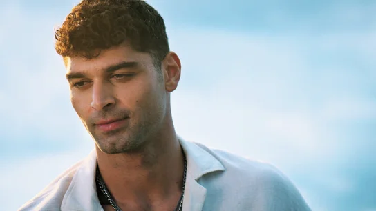¿Qué les ha pasado a Seyran y Ferit? De estar muy enamorados a ser dos desconocidos ¿Qué les ha pasado a Seyran y Ferit? De estar muy enamorados a ser dos desconocidos