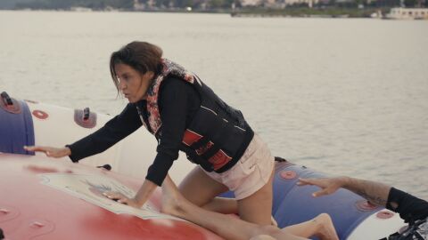 el mareo de Susana Saborido tras subirse a un flotador gigante