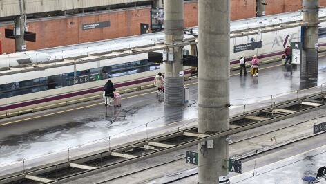 Andenes Ave Renfe