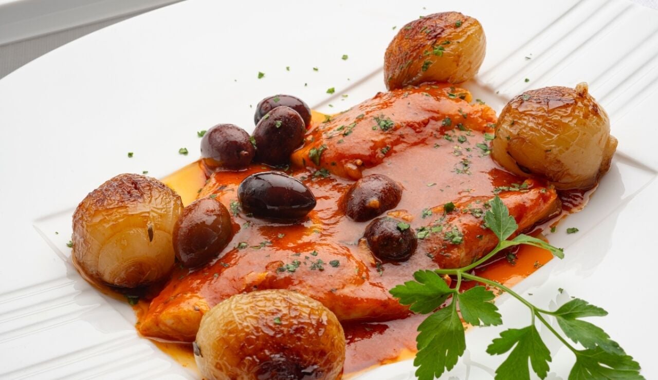 Argui&ntilde;ano elabora dorada guisada: una receta ligera, rica en sabor y nutritiva