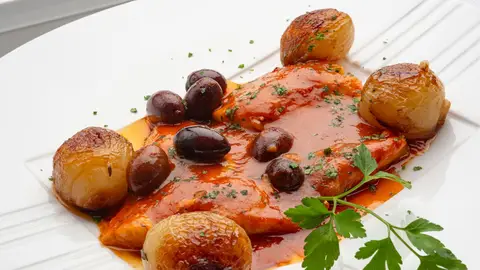 Arguiñano elabora dorada guisada: una receta ligera, rica en sabor y nutritiva Arguiñano elabora dorada guisada: una receta ligera, rica en sabor y nutritiva