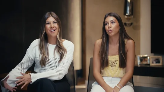 Daniela y Salma: "El padre más chulo, el padre más cagón" Daniela y Salma: "El padre más chulo, el padre más cagón"