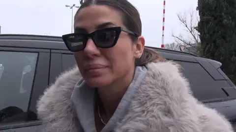 Elena Tablada haciendo declaraciones a la prensa Elena Tablada haciendo declaraciones a la prensa