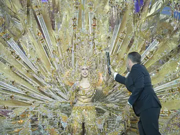 Carla Castro, la nueva reina del Carnaval de Tenerife 2026 Carla Castro, la nueva reina del Carnaval de Tenerife 2026