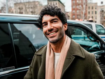 Justin Baldoni a su salida a los juzgados de Nueva York a una comparecencia con Blake Lively Justin Baldoni a su salida a los juzgados de Nueva York a una comparecencia con Blake Lively