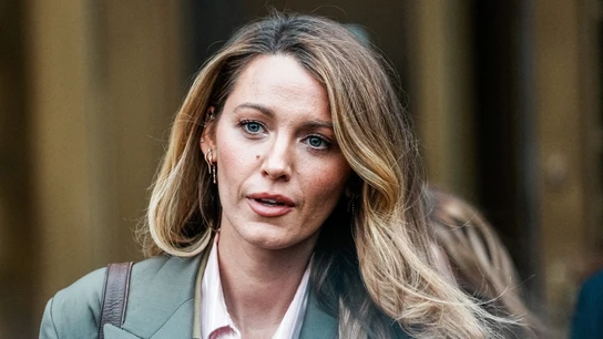 Blake Lively a su salida de los juzgados de Nueva york a una comparecencia por su demanda a Justin Baldoni Blake Lively a su salida de los juzgados de Nueva york a una comparecencia por su demanda a Justin Baldoni