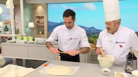 Arguiñano, sobre el truco del aceite de Joseba: "Eres como una máquina alemana" Arguiñano, sobre el truco del aceite de Joseba: "Eres como una máquina alemana"