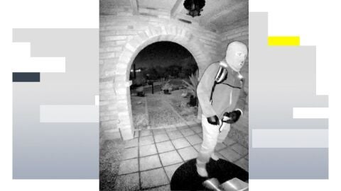 Imagen de la cuenta oficial de la red social X @FBIDirectorKash del director del FBI, Kash Patel, que muestra al posible sospechoso de la desaparici&oacute;n de Nancy Guthrie