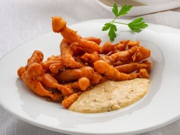 Argui&ntilde;ano, sobre las setas shimeji en tempura con salsa crispy de chile: "Para un aperitivo perfecto"