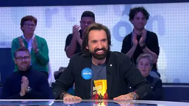 Del pleno de Miguel Lago al hilarante fallo de Esmeralda Moya: un Palabras Cruzadas lleno de acción Del pleno de Miguel Lago al hilarante fallo de Esmeralda Moya: un Palabras Cruzadas lleno de acción