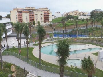 72 familias no pueden acceder a su vivienda por falta de suministro eléctrico en Estepona 72 familias no pueden acceder a su vivienda por falta de suministro eléctrico en Estepona