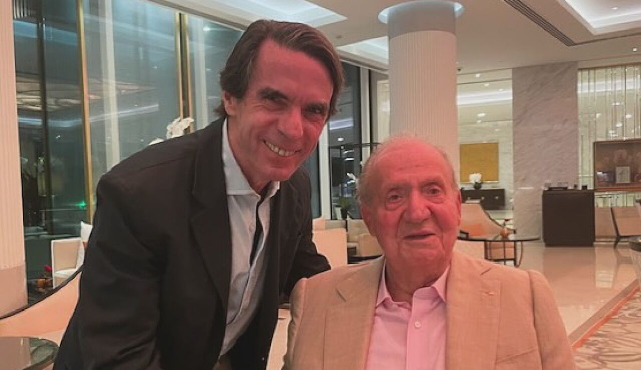 Imagen de Jos&eacute; Mar&iacute;a Aznar y el rey Juan Carlos 