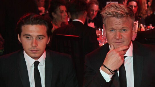 Brooklyn Beckham y Gordon Ramsay en la gala GQ Men Of The Year 2019 