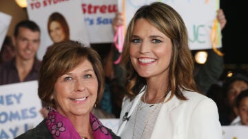 Nancy Guthrie y Savannah Guthrie