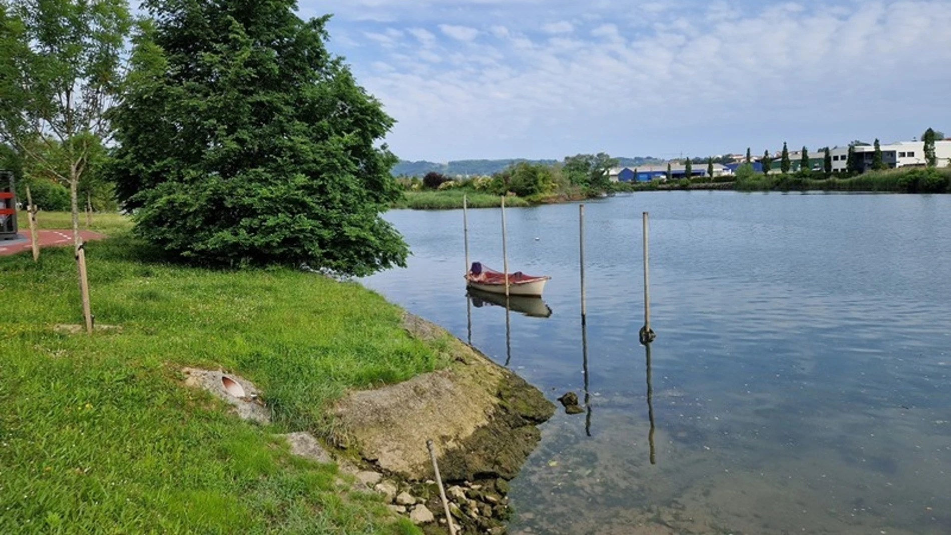 Imagen del río Bidasoa Imagen del río Bidasoa