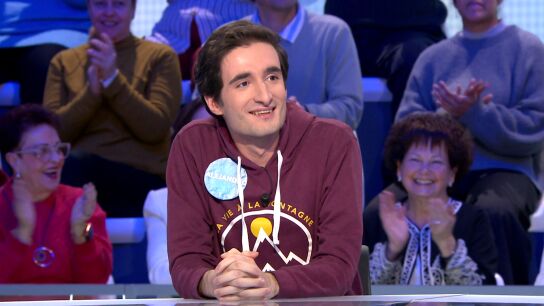 Alejandro logra rectificar a tiempo en el &iquest;D&oacute;nde Est&aacute;n?: &iexcl;un pleno suspirando!