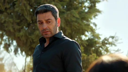 Cihan revela a Alya el sangriento secreto de Boran Cihan revela a Alya el sangriento secreto de Boran
