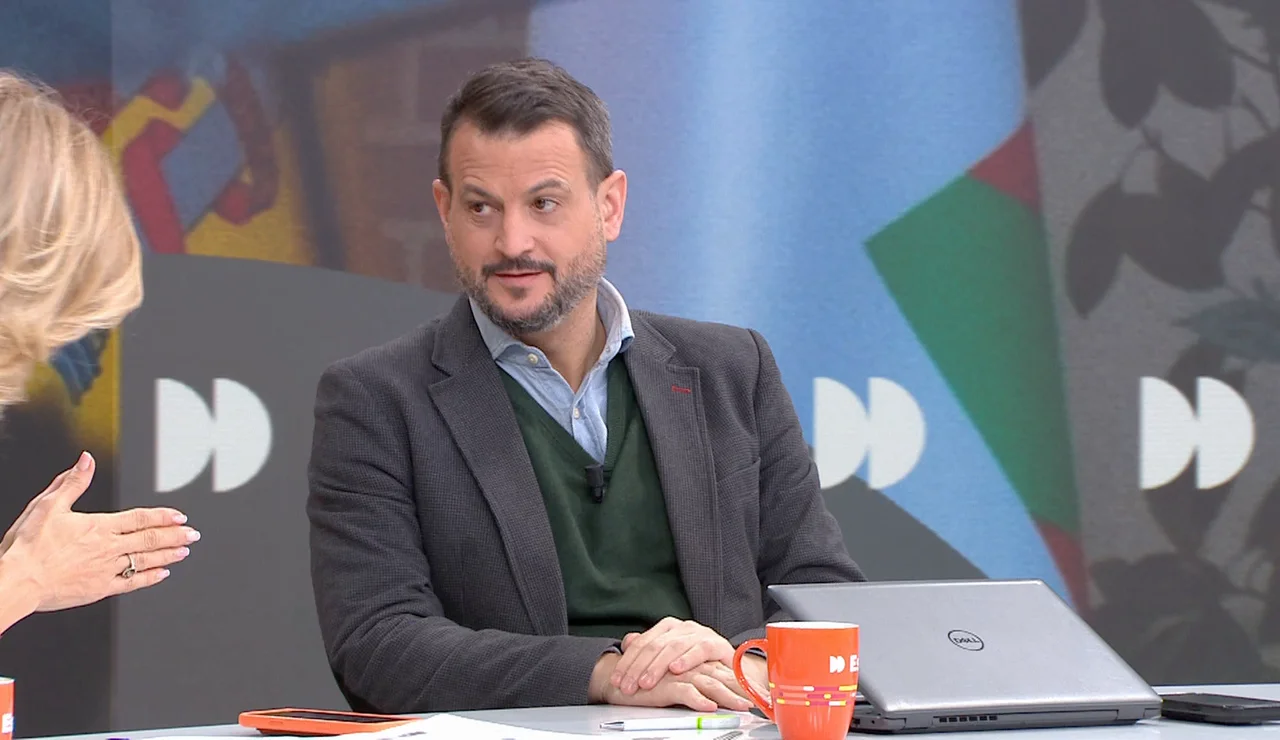 Juan Fernández- Miranda