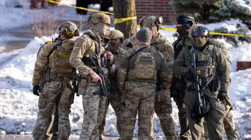 Agentes federales del Servicio de Inmigración y Control de Aduanas Agentes federales del Servicio de Inmigración y Control de Aduanas