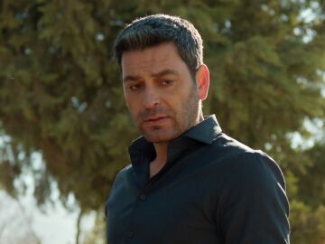 Cihan al borde de la muerte, Alya atrapada en Mardin y un clan dividido: as&iacute; fue el impactante segundo cap&iacute;tulo de En tierra lejana
