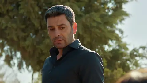 Cihan al borde de la muerte, Alya atrapada en Mardin y un clan dividido: así fue el impactante segundo capítulo de En tierra lejana Cihan al borde de la muerte, Alya atrapada en Mardin y un clan dividido: así fue el impactante segundo capítulo de En tierra lejana