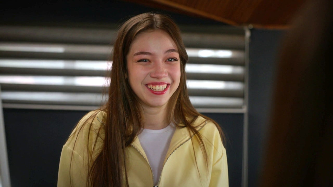 Umay, muy ilusionada con marcharse a estudiar a Italia… ¿se atreverá a contárselo a Bahar? Umay, muy ilusionada con marcharse a estudiar a Italia… ¿se atreverá a contárselo a Bahar?