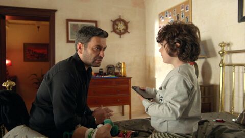 El pacto secreto de Cihan y su sobrino a espaldas de Alya: "Si tienes miedo, ll&aacute;mame"