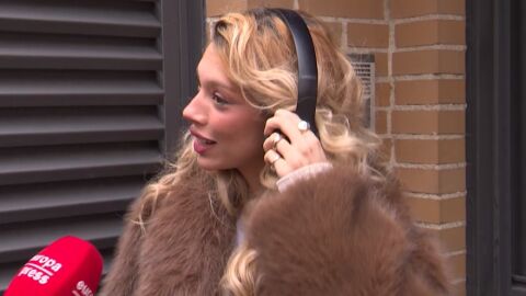 Alejandra Rubio ante los micrófonos