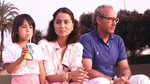 Isabel Preysler y Miguel Boyer junto a su hija Ana Boyer Isabel Preysler y Miguel Boyer junto a su hija Ana Boyer